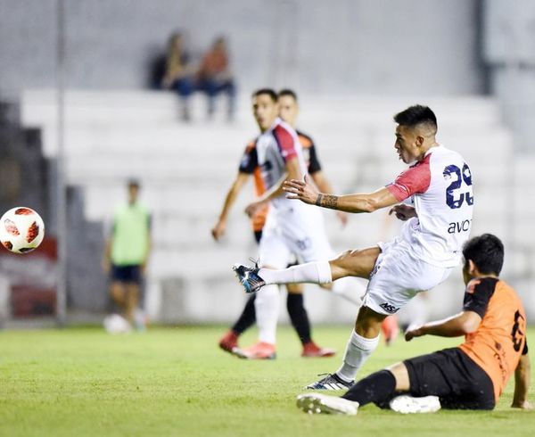 De la Academia a Huracán - Fútbol - ABC Color