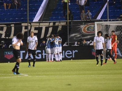 Papelón y despedida de Libertad