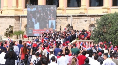 HOY / Directora del Trabajo no fue a trabajar: “Soy libre y fui a apoyarle al presidente”
