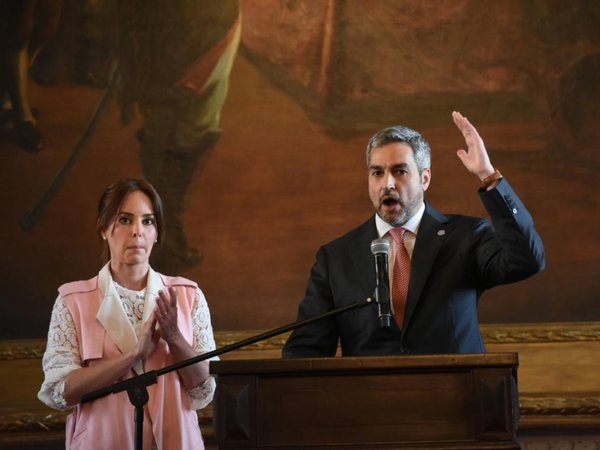 Analista político sostiene que Mario Abdo sobrevive gracias a Cartes