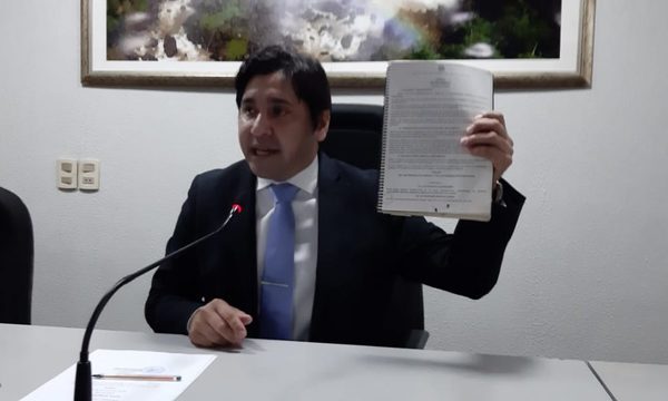 Se confirma «tranzada», y eligen a Landaida como presidente de la Junta Departamental