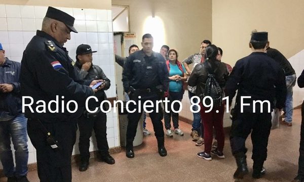 Hieren a policía en intento de asalto