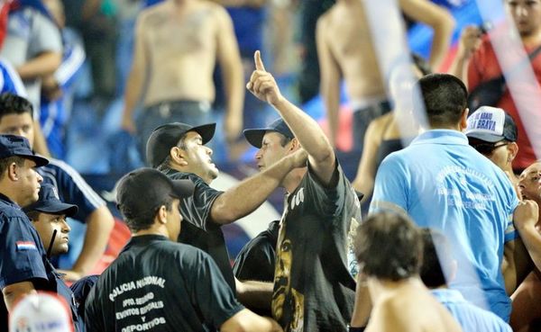Policía desconoce operativo clásico en la Olla - Fútbol - ABC Color