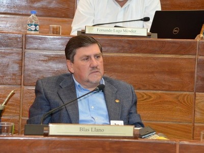 Titular del Congreso exige a Mario Abdo destitución de consejeros de Itaipú e IPS