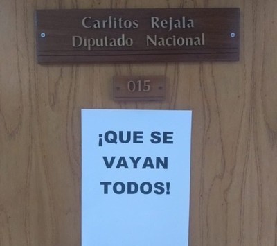 Se sintió avasallado y molesto, porque le bajaron línea
