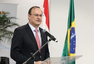 Caso acta bilateral: Renuncia director técnico de Itaipú