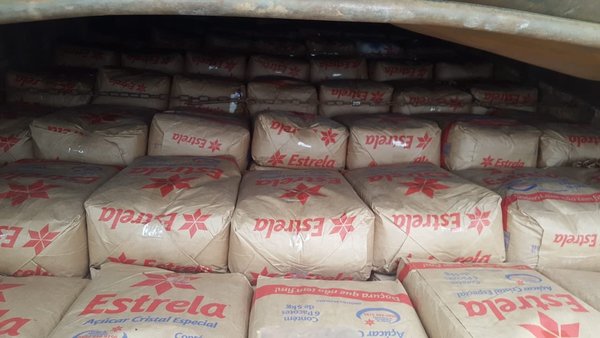 Autoridades decomisan cargamento de 30.000 kg de azúcar de contrabando | .::Agencia IP::.
