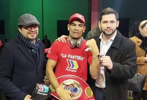 HOY / Joselo (joven abogado) que avivó la crisis, es amigo del hijo de Ferreira, dice su mamá