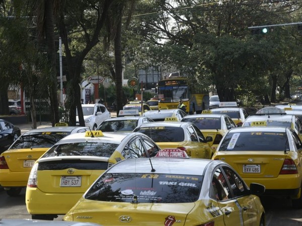 Fiscalía imputó a taxista que habría manoseado a una periodista