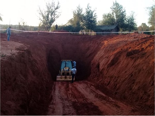 Hallan cuerpo de buscador de tesoro sepultado tras derrumbe