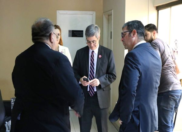 Ferreira ratifica que algunas personas mintieron a Abdo