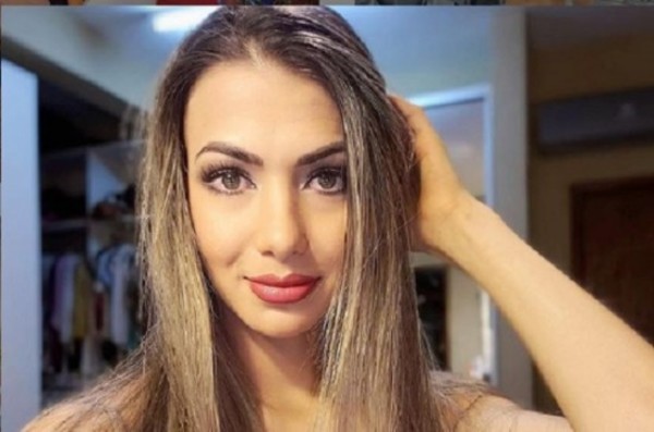 Lili López tiene club de fans