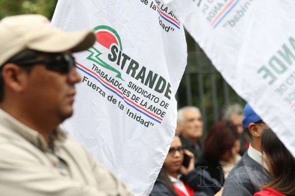 "Con esa acta la ANDE iba a la quiebra”