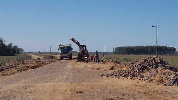 Mejora del tramo Corateí-Ayolas se encuentra en etapa final | .::Agencia IP::.