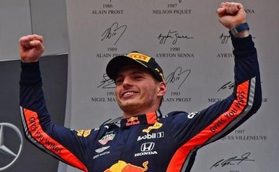 Verstappen logra al fin la primera pole position de su carrera