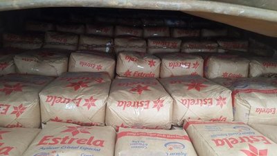 Decomisan cargamento de 30.000 kg de azúcar de contrabando - ADN Paraguayo