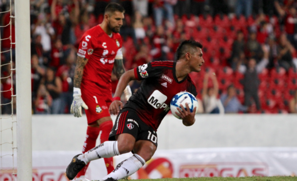 HOY / Anota un gol pero tarde y caen ante el líder mexicano