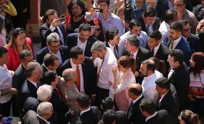 HOY / Autoridades de la ANR agrupan fuerzas para respaldar a Mario Abdo Benítez