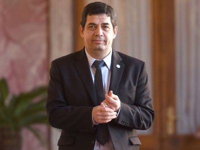 Denuncias de corrupción siguieron a Velázquez a lo largo de su vida pública