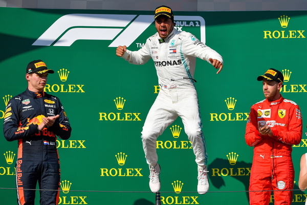 Lewis Hamilton se queda con el GP de Hungría