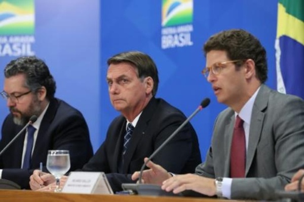 Bolsonaro promete combatir la "deforestación ilegal" en Brasil » Ñanduti