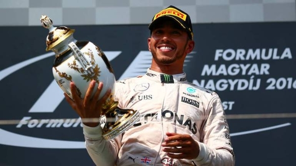HOY / F1: Hamilton gana por delante de Verstappen en Hungría