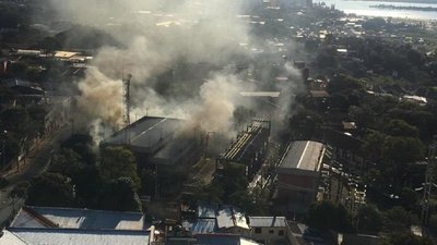 Explosión e incendio en subestación de la ANDE, en Asunción - ADN Paraguayo