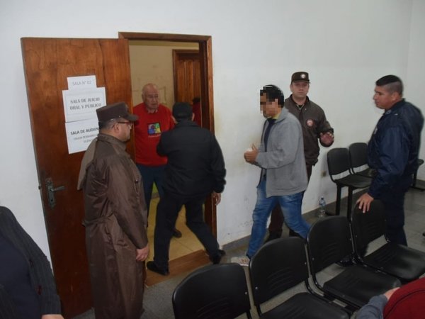 Reclusos matan a condenado por violación y asesinato de niñas