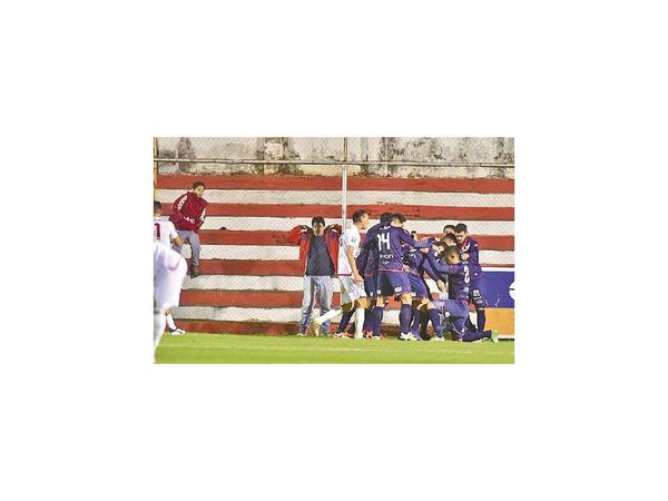 Miranda pidió falta en la jugada del gol