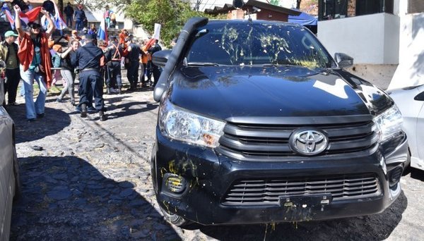 El vicepresidente les tira el fardo a Ferreira y al ex embajador Saguier - Digital Misiones