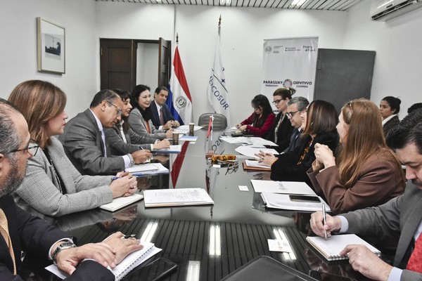 Realizan repaso de objetivos estratégicos de cooperación de la ONU en Paraguay - .::RADIO NACIONAL::.