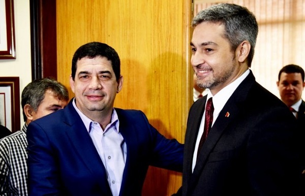 Analistas aseguran que destino de Mario Abdo y Velázquez es incierto