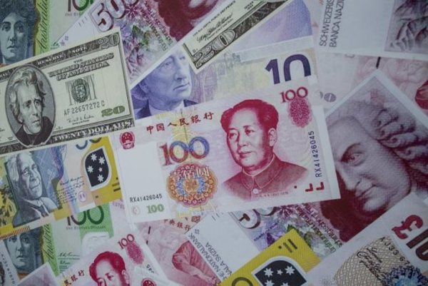 Fuerte devaluación del yuan tras las amenazas de Trump | .::Agencia IP::.