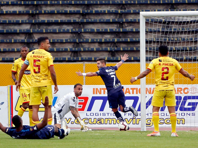Luis Amarilla lidera la tabla de goleadores de la liga ecuatoriana
