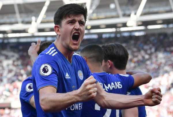 La Premier League bate el récord del defensor más caro del mundo