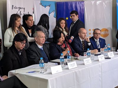 Gobierno y sociedad civil buscan aplicar modelos de trabajo para protección de la niñez y adolescencia | .::Agencia IP::.