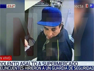 Hieren a guardia durante asalto a un supermercado