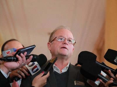 Ferreira y Cáceres colaborarán en nueva negociación con el Brasil
