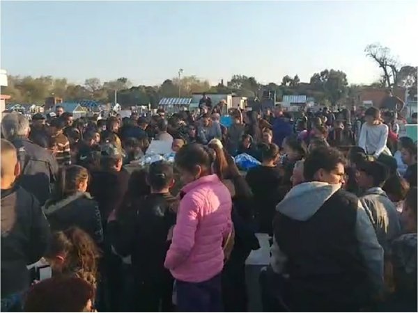 Con música y aplausos despiden a Odilio Román