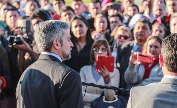 HOY / Abdo recibe a sindicalistas y  voceros afirman que llevaron  apoyo a su gestión