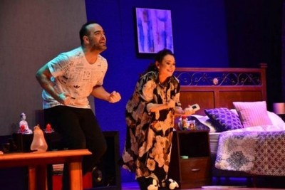 Álvaro Mora Y Lali González Continúan En El Teatro Latino