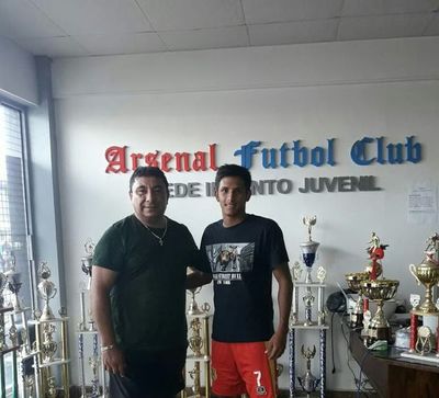 Juvenil paraguayo en el Arsenal - Fútbol - ABC Color