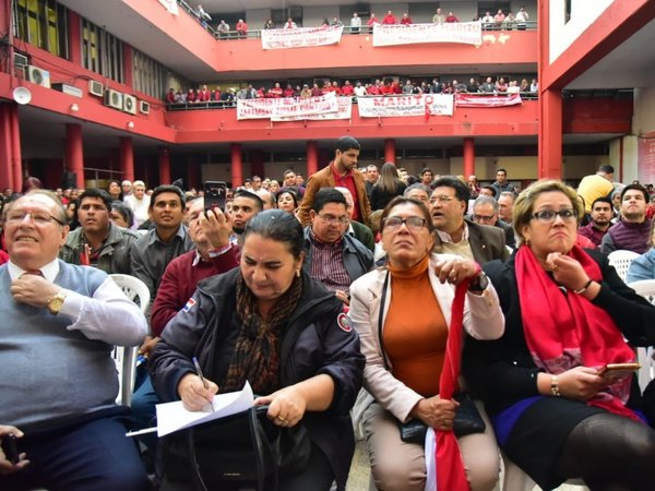 Dirigencia de base da su apoyo al Gobierno de Mario Abdo Benítez