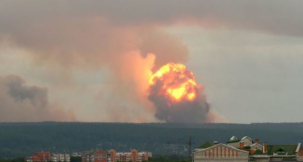 Explotó un arsenal militar en Siberia y evacúan a 11.000 personas » Ñanduti