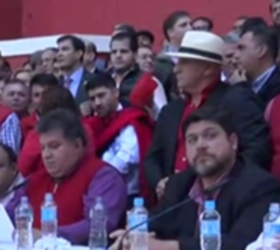 Dirigentes colorados respaldan Gobierno de Mario Abdo  - Paraguay.com