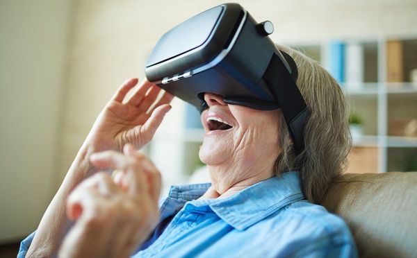 Adultos cumplen sueños y combaten la depresión con la realidad virtual