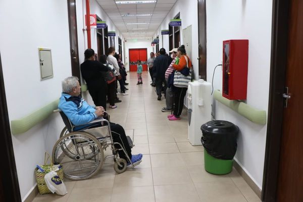 Hospital Ingavi abre sus puertas y ofrece variedad de servicios
