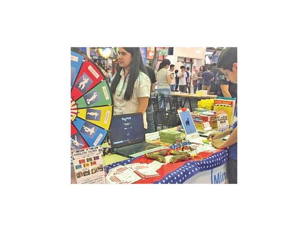 Buscan fomentar creatividad y pensamiento crítico en feria