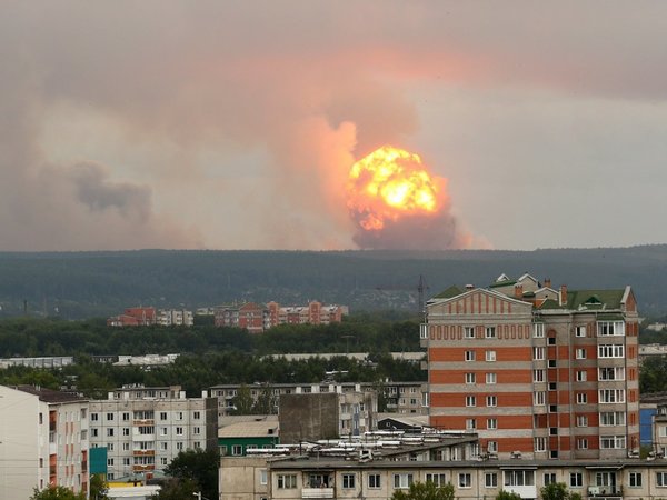 Más de 16.000 personas evacuadas por explosión de un arsenal en Rusia
