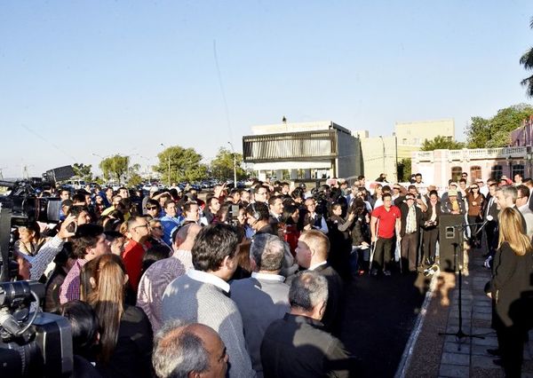 Anuncian “abrazo” de Marito y Cartes en Pilar - Política - ABC Color